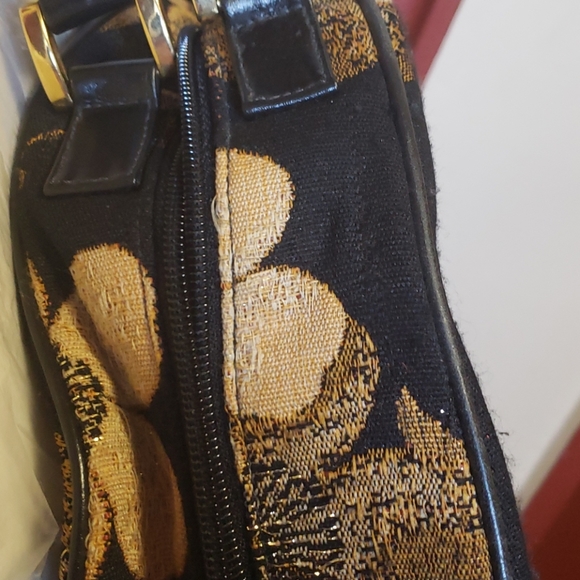 PAINT THE LILLY ROUND BAG - Picture 7 of 15